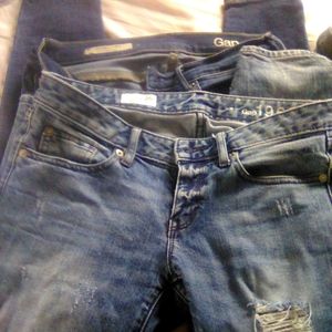 BUNDLE 2 GAP jeans sz 2 26
